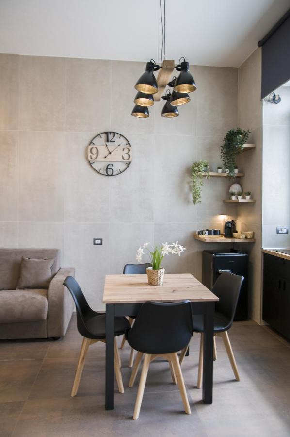 Suite 18 Luxury Apartments Bari Exterior photo