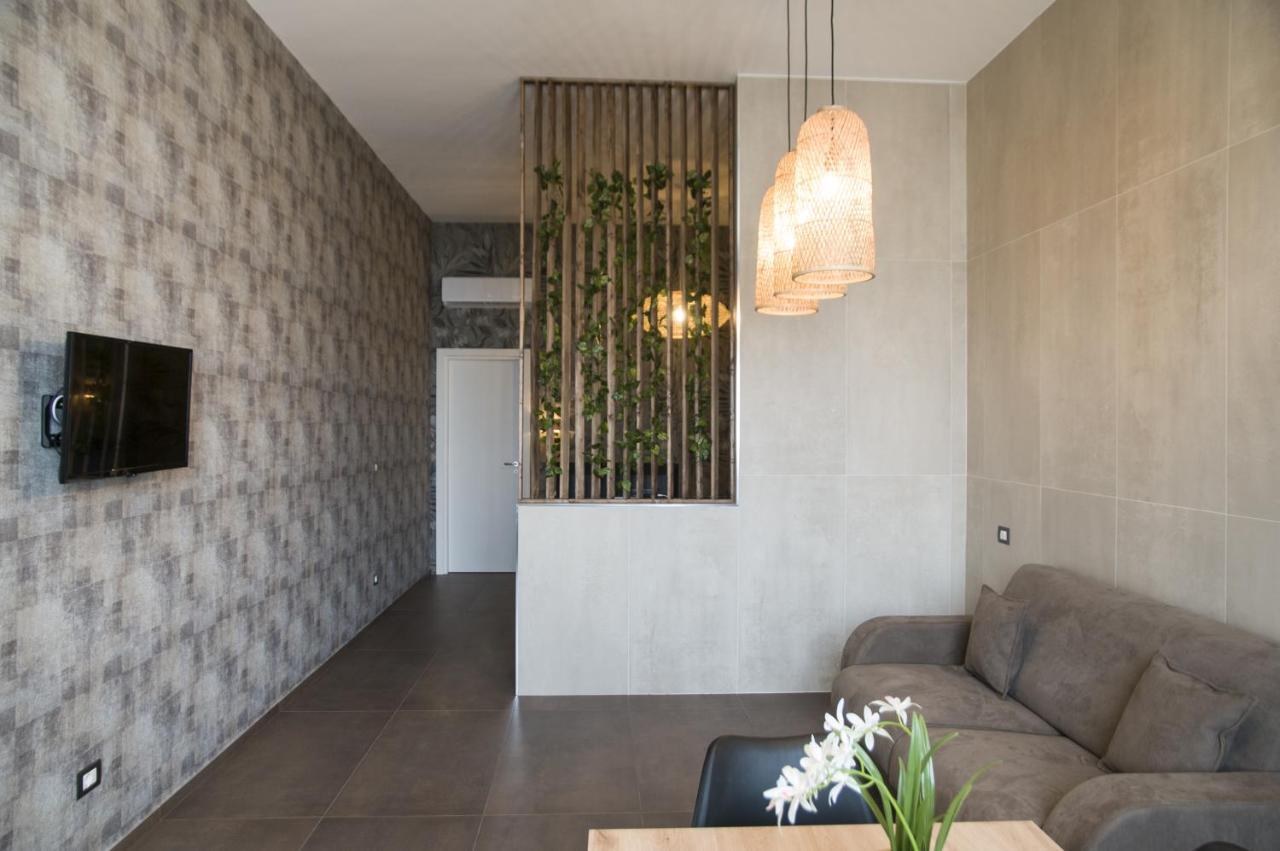 Suite 18 Luxury Apartments Bari Exterior photo